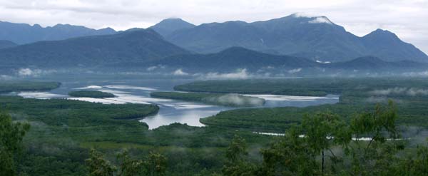 Inviting Hintchinbrook Island