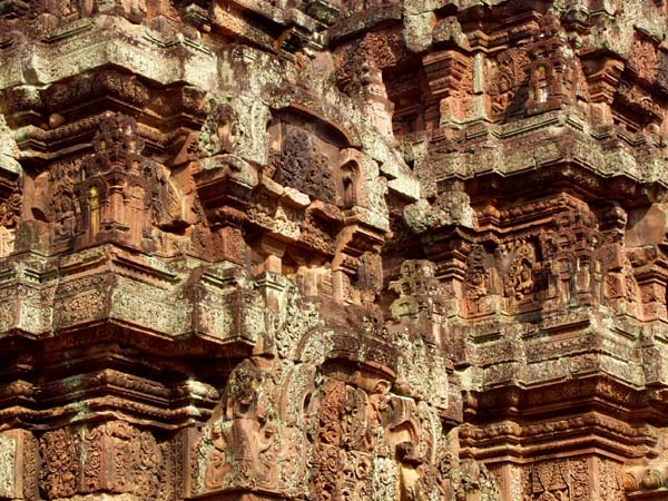 Detailed stories of Banteay Srei