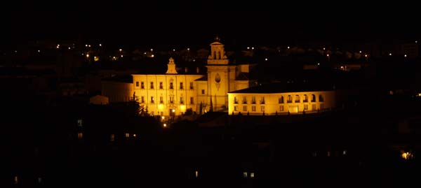 Cuenca at night