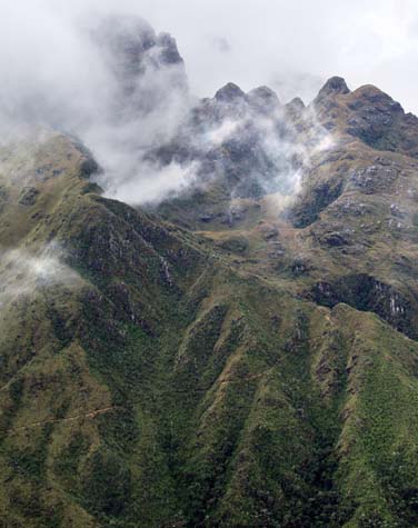 Trail into Puncuyoc and Inca Wasi Trail into Puncuyoc and Inca Wasi