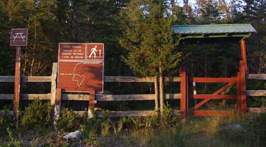 Entrance to the Alerce hiking, picnic and camping area
