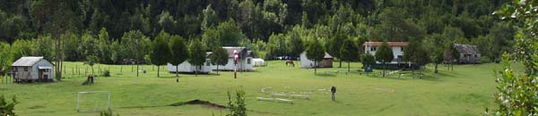 Walking towards the El Leon customs, heli-pad and hamlet