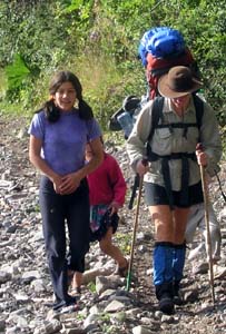 Dana walking with girl from Las Gaviotas