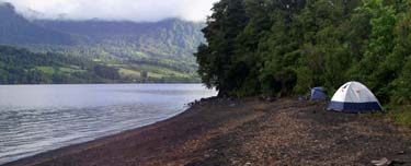 Free beach camping spot on Lago Rupanco at El Poncho